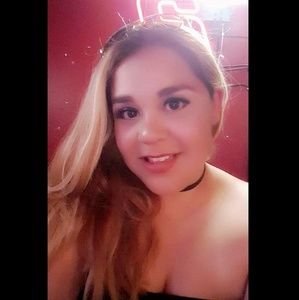 Meet your Posher, Vania